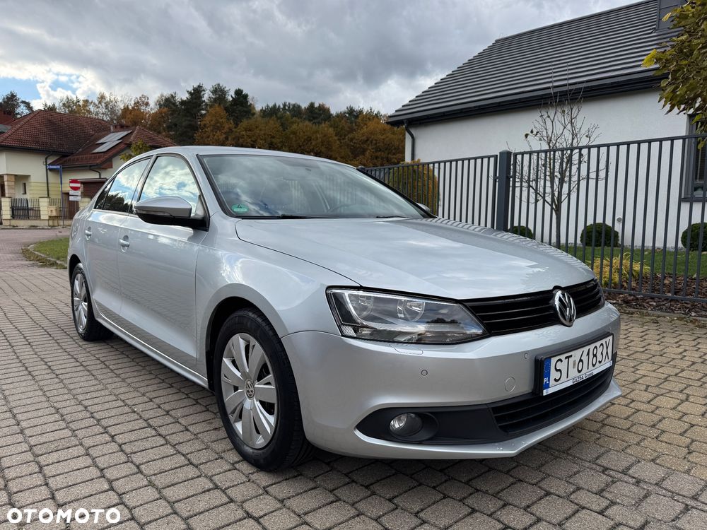 Volkswagen Jetta - 15