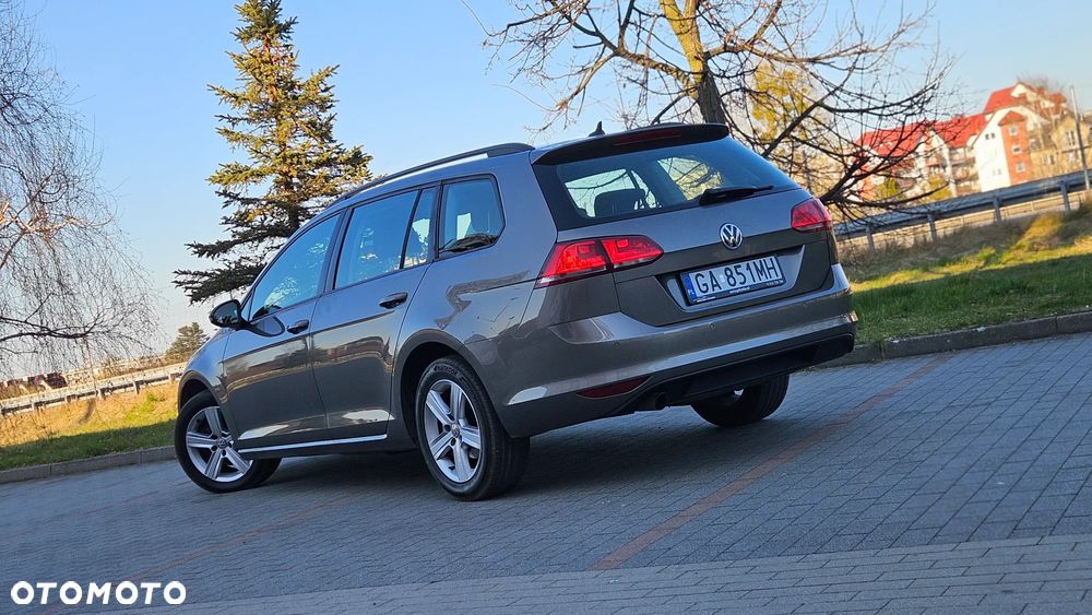 Volkswagen Golf 1.6 TDI BlueMotion Comfortline - 2