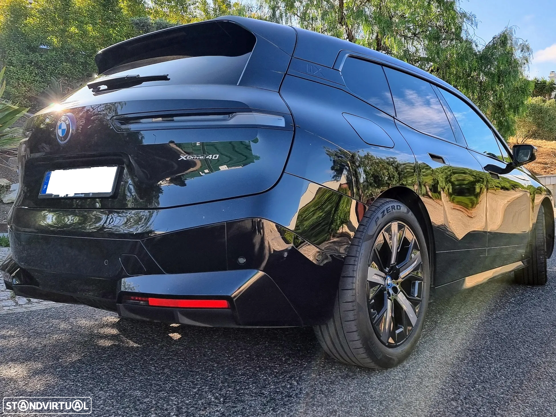 BMW iX xDrive 40 Pack Desportivo - 2