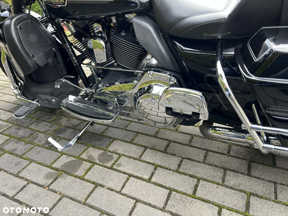 Harley-Davidson FLH Electra Glide - 9