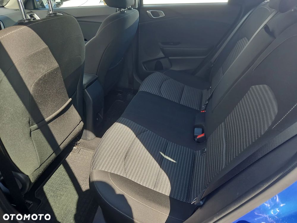 Kia Ceed 1.5 T-GDI M DCT - 15