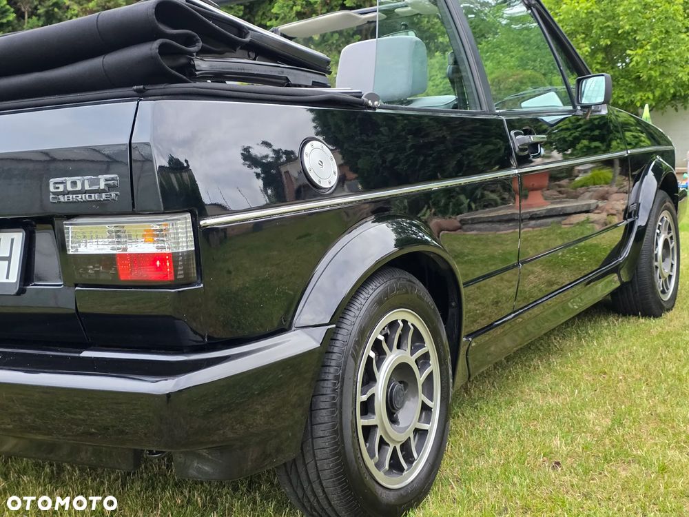 Volkswagen Golf - 14