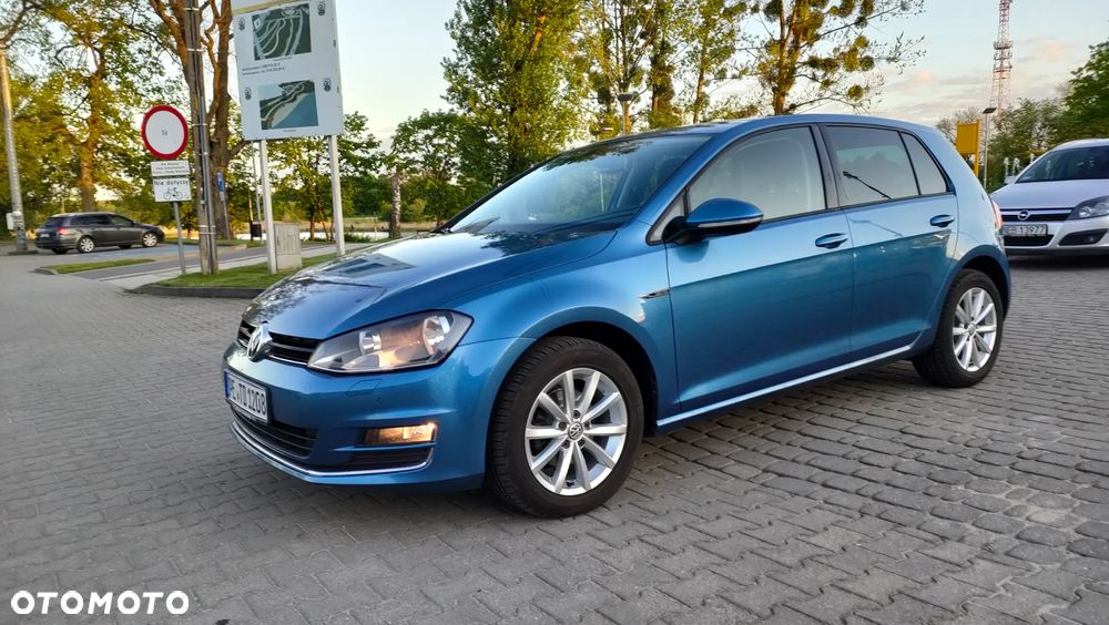 Volkswagen Golf 1.2 TSI BMT Trendline - 1