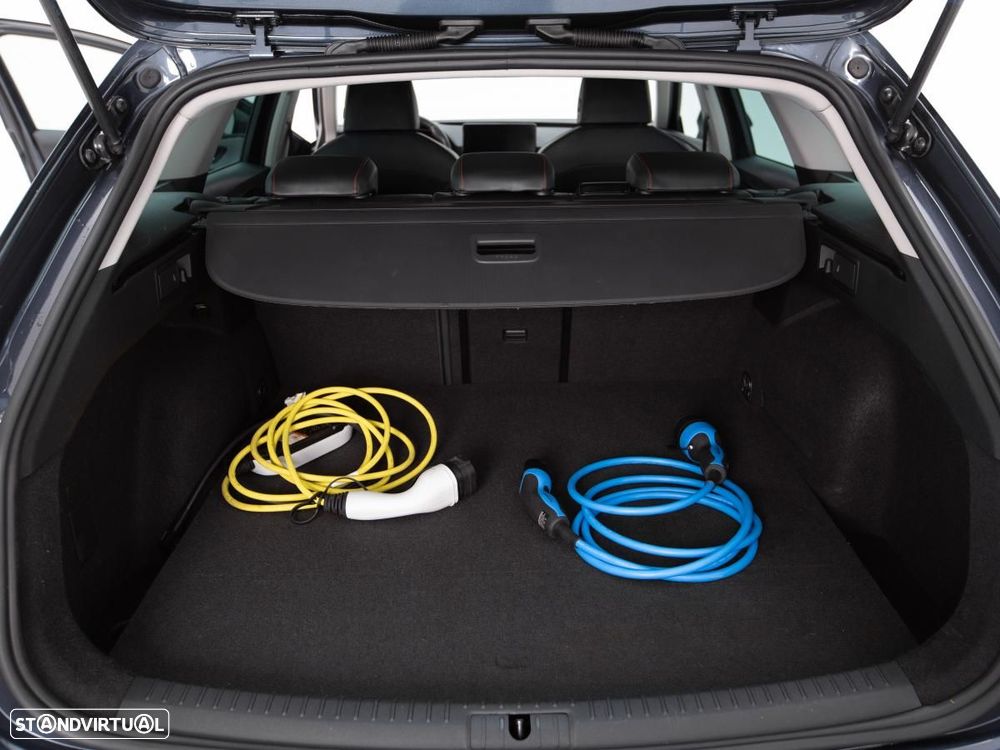 SEAT Leon ST 1.4 e-Hybrid FR DSG - 13