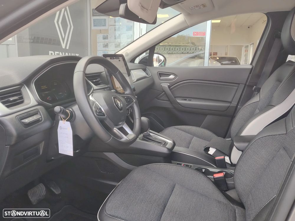 Renault Captur 1.6 E-Tech Full Hybrid Techno — fotografia 8