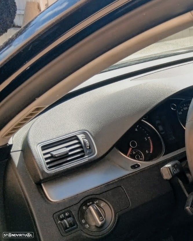 VW Passat - 25