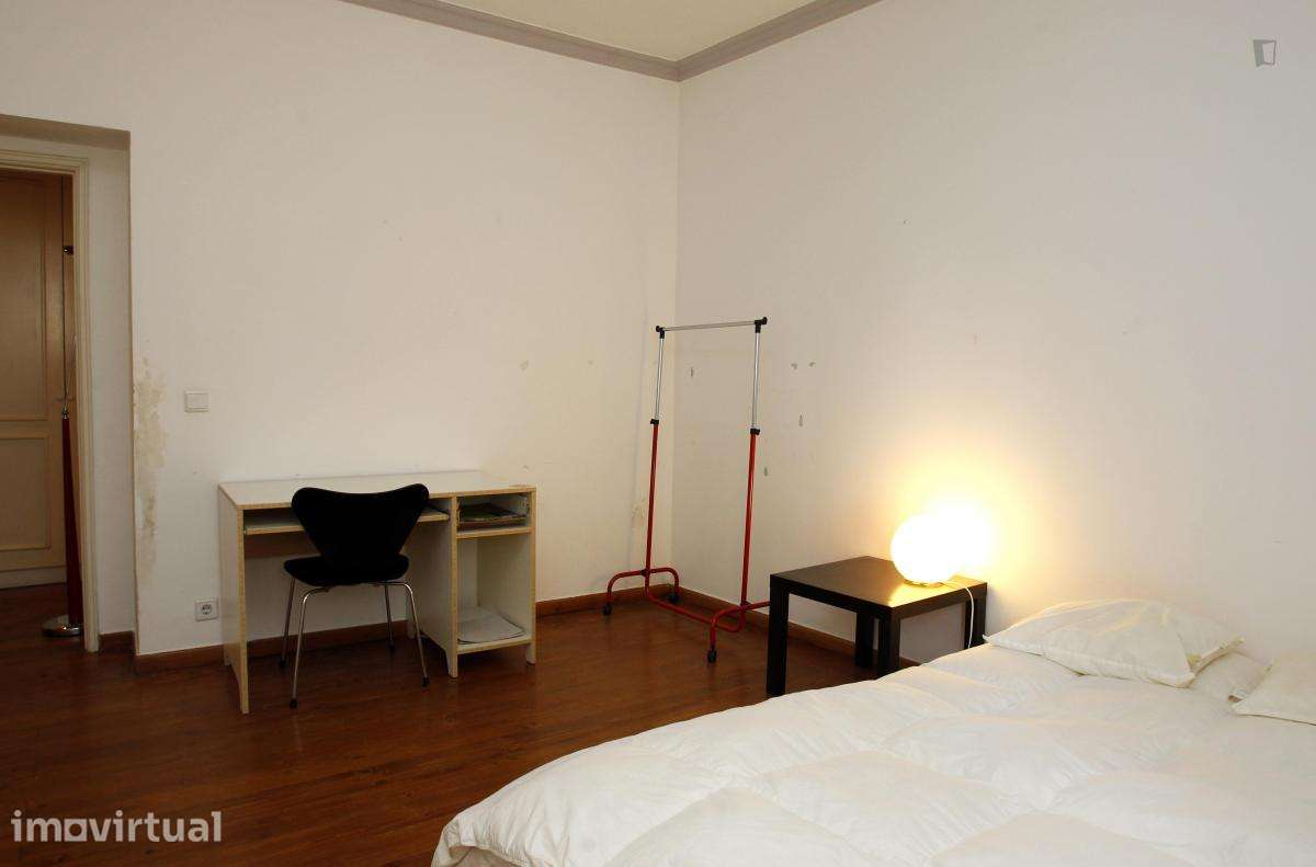 Apartamento com 2 quartos - localizado em Campo de Ourique Lisbon - Grande imagem: 2/16