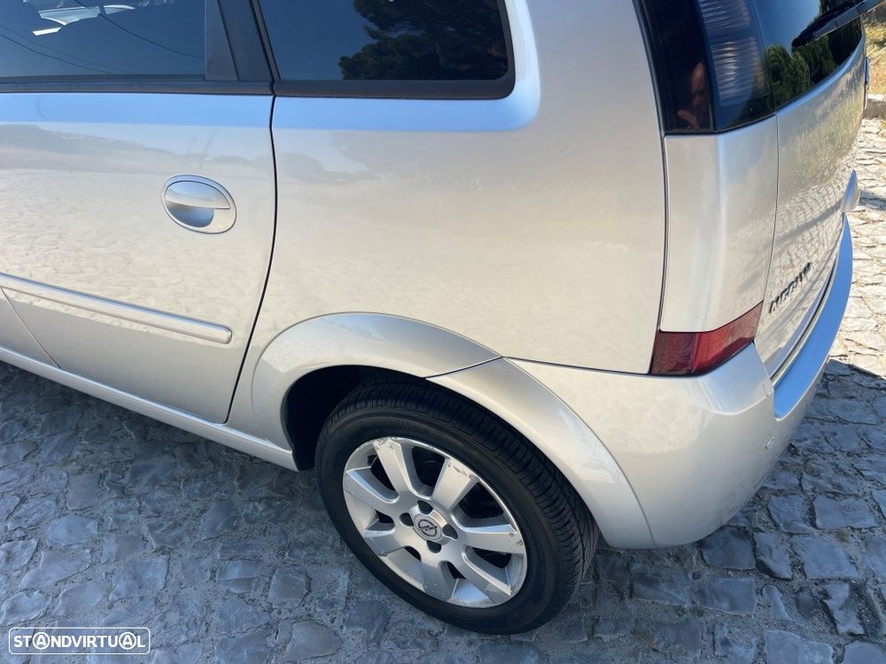 Opel Meriva 1.3 CDTI Cosmo - 11