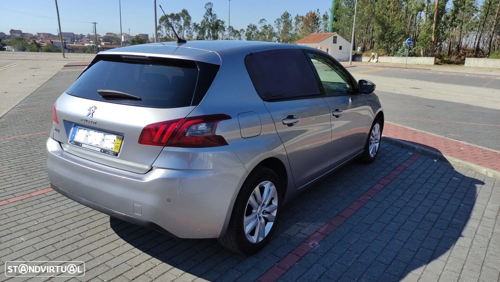 Peugeot 308 - 5
