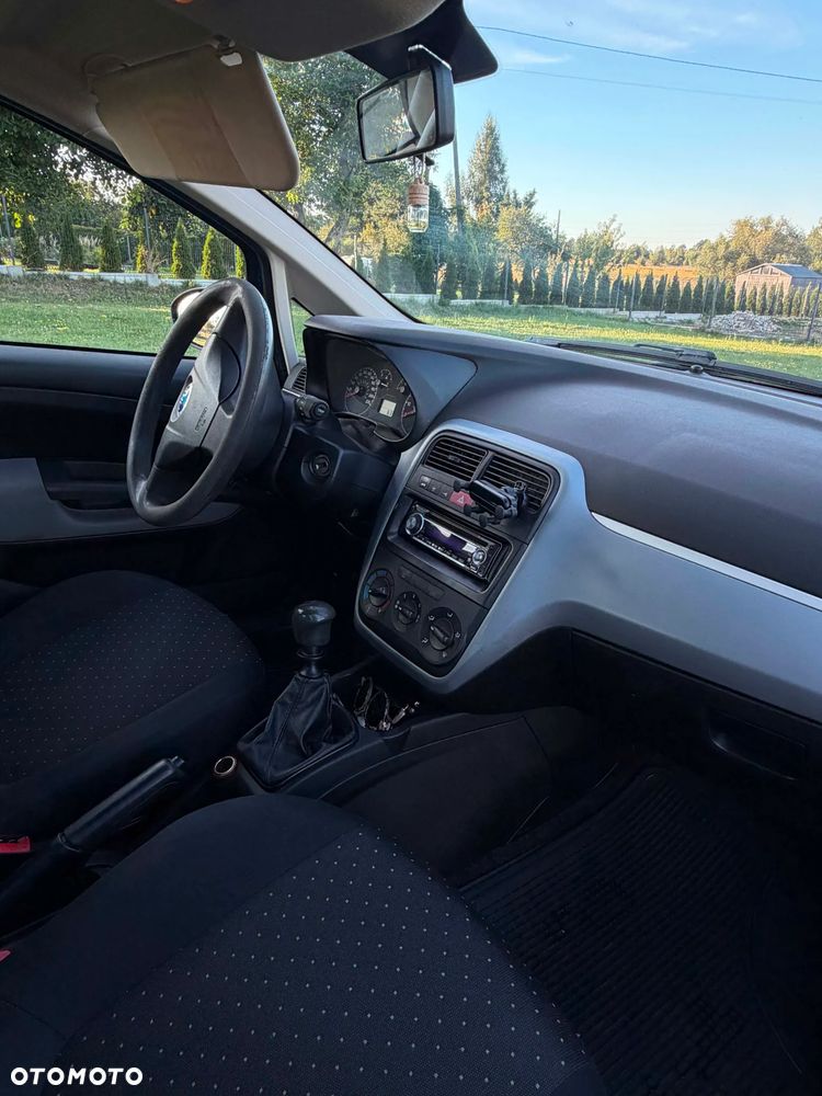 Fiat Grande Punto 1.4 8V Dynamic - 10