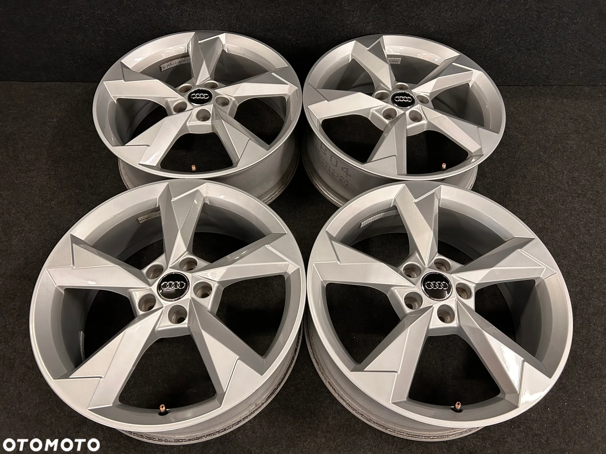 Alufelgi Audi Q3, A3, A4 B7, Skoda Kodiaq, Karoq, VW Tiguan, T-Roc 19 cali 5x112 4szt. ŁADNE! - 3