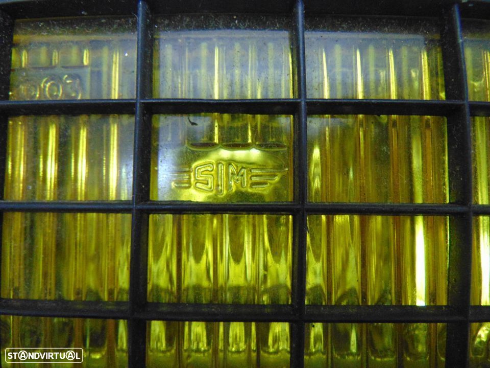 Antigos e clássicos jipes faróis de nevoeiro - 5