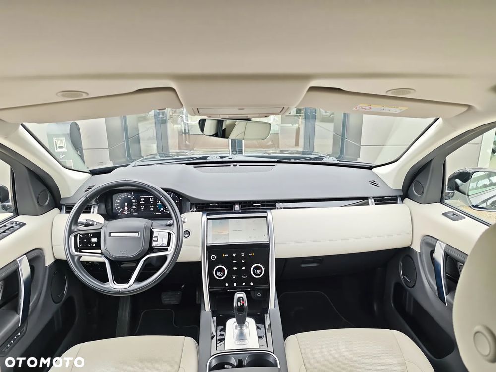 Land Rover Discovery Sport - 18