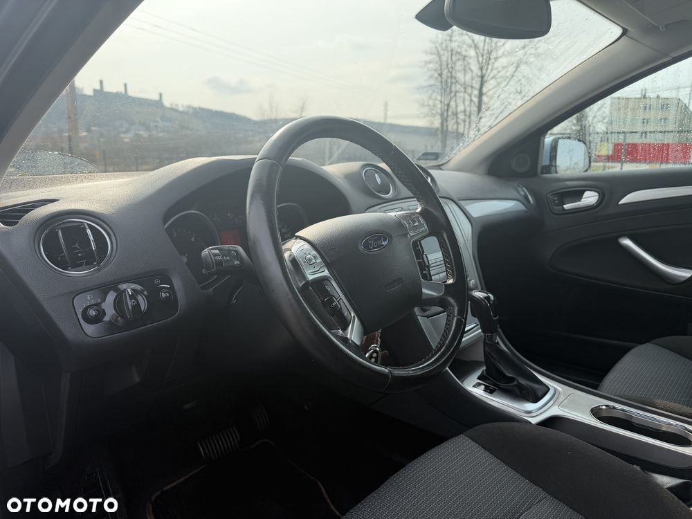 Ford Mondeo - 7