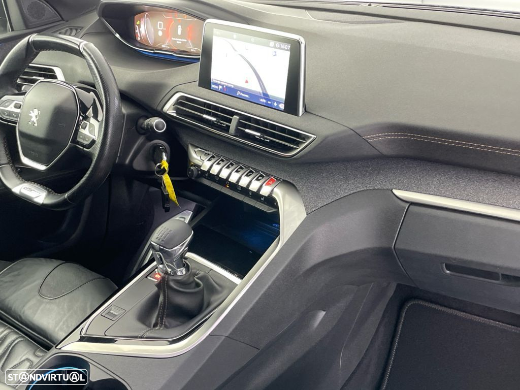 Peugeot 3008 1.5 BlueHDi GT Line - 24