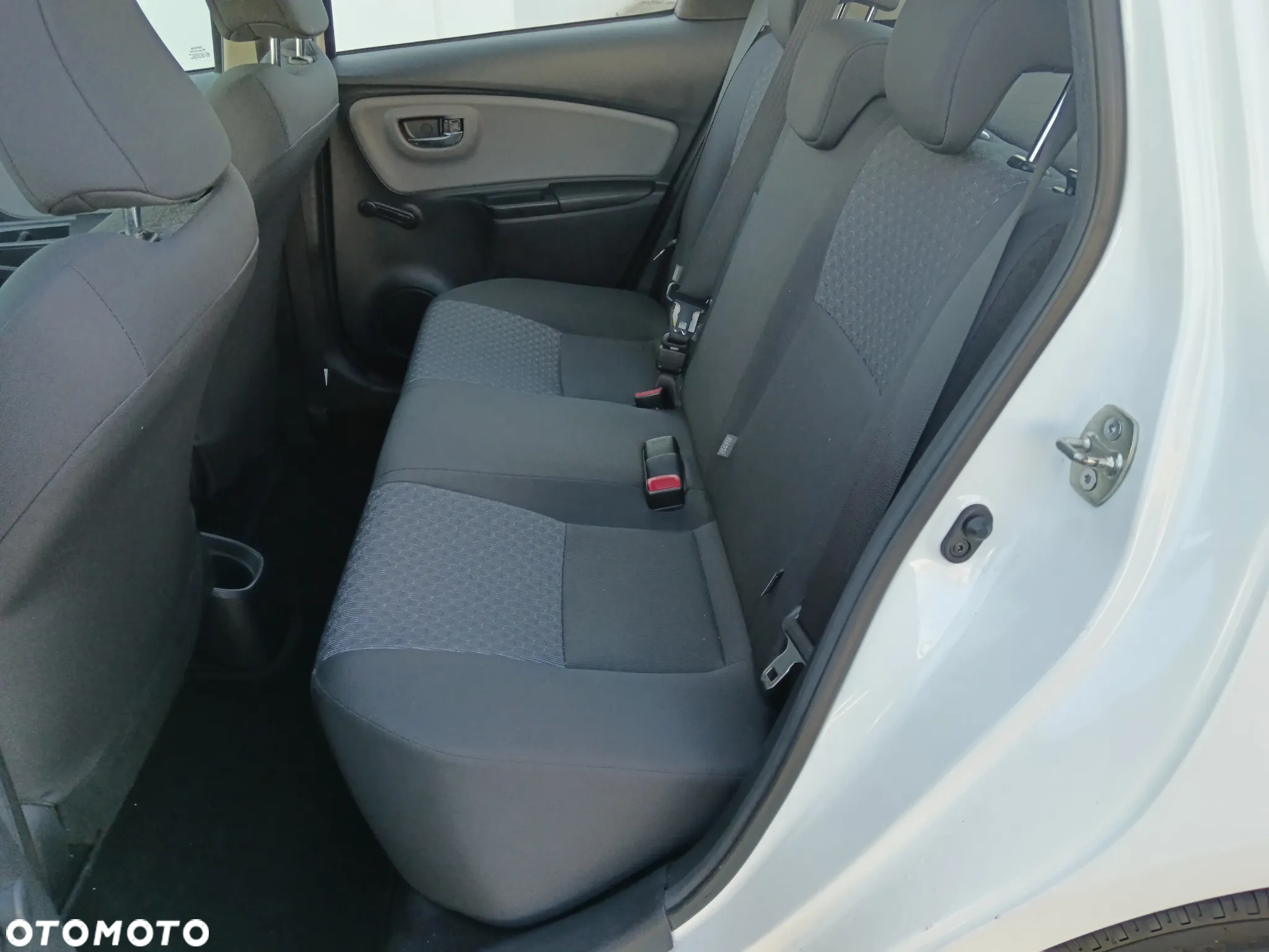 Toyota Yaris 1.33 Business Edition - 10