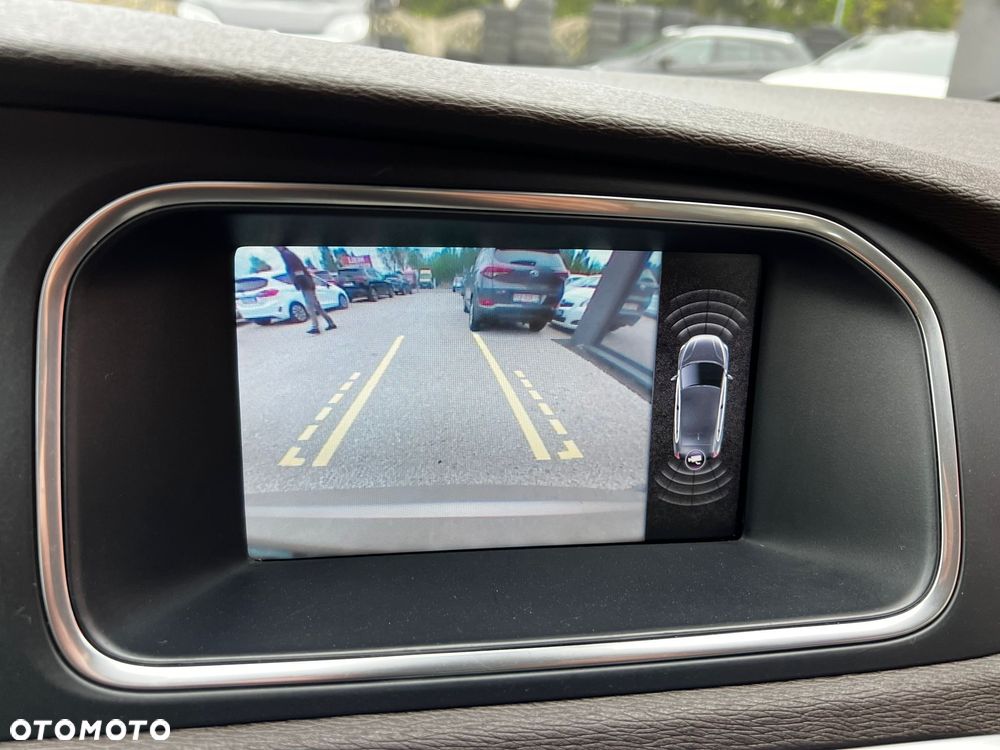 Volvo V40 D2 Summum - 16