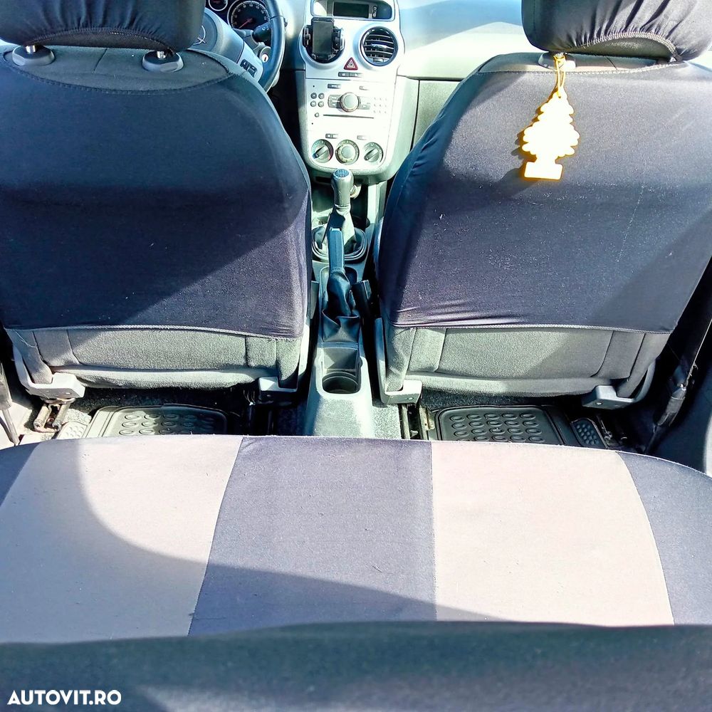 Opel Corsa 1.2 Essentia - 10