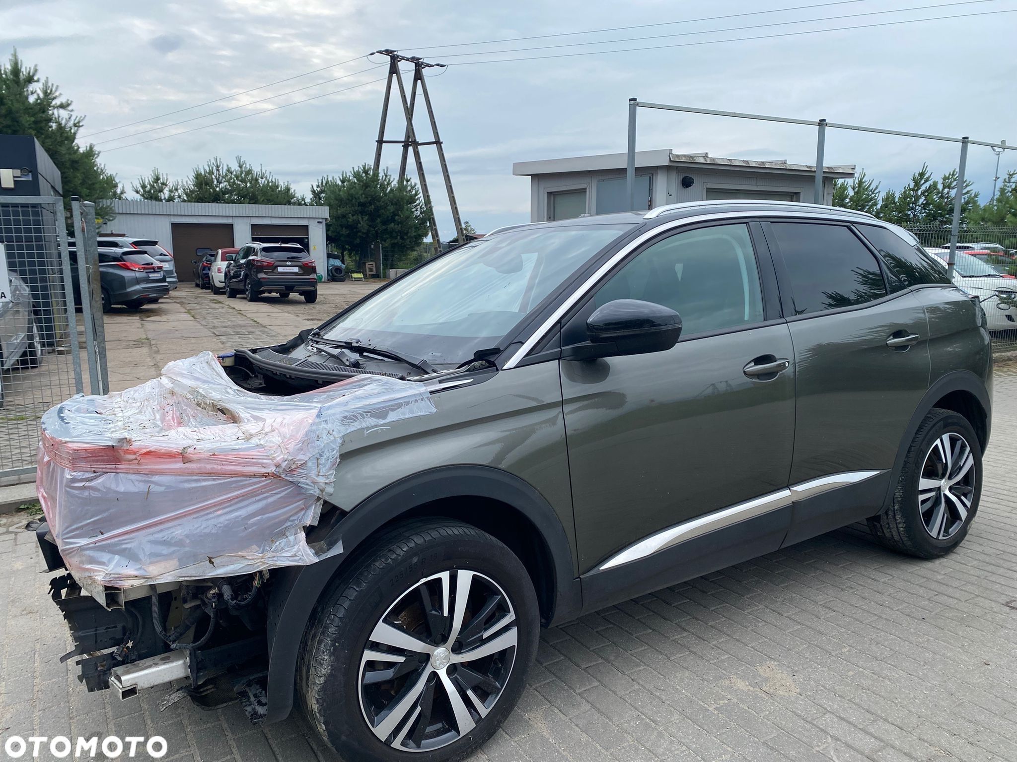 Peugeot 3008 PureTech 130 Stop & Start GPF EAT8 Active Pack - 1