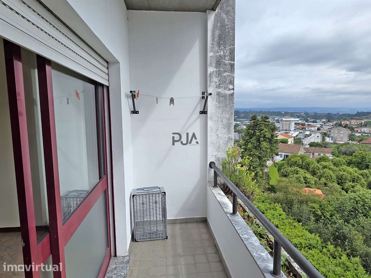 Apartamento T3 para arrendar no centro de Mangualde - Grande imagem: 4/12