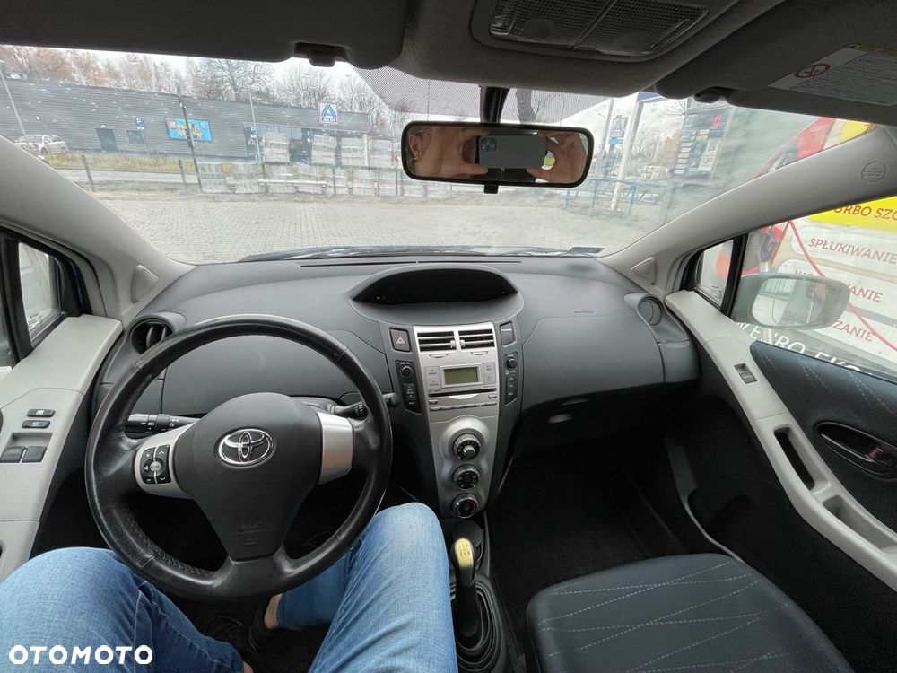 Toyota Yaris 1.0 Luna - 3