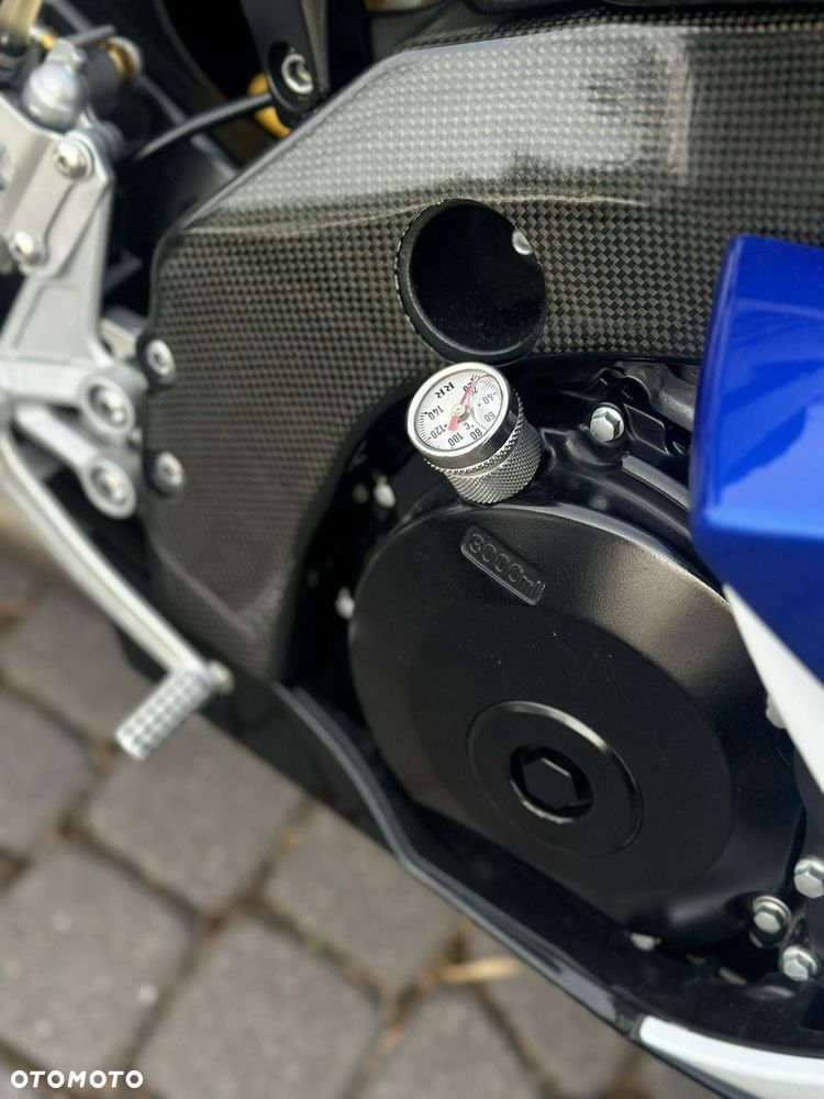 Suzuki GSX-R - 38