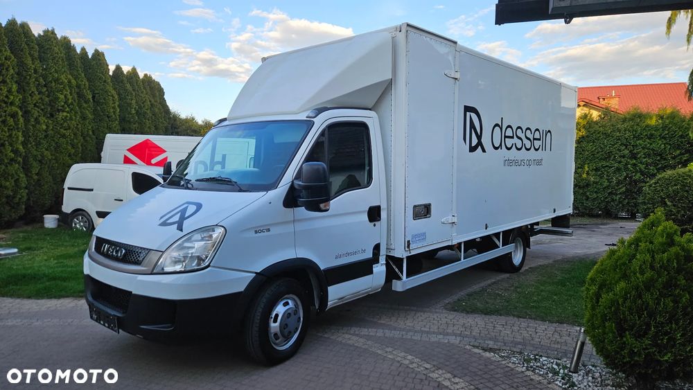 Iveco DAILY 50C15  3.0 HPI 150 KM 50C 35C  KONTENER MEBLOWY WYSOKI KLIMA DŁUGA RAMA ROZSTAW OSI 4,75 M - 3