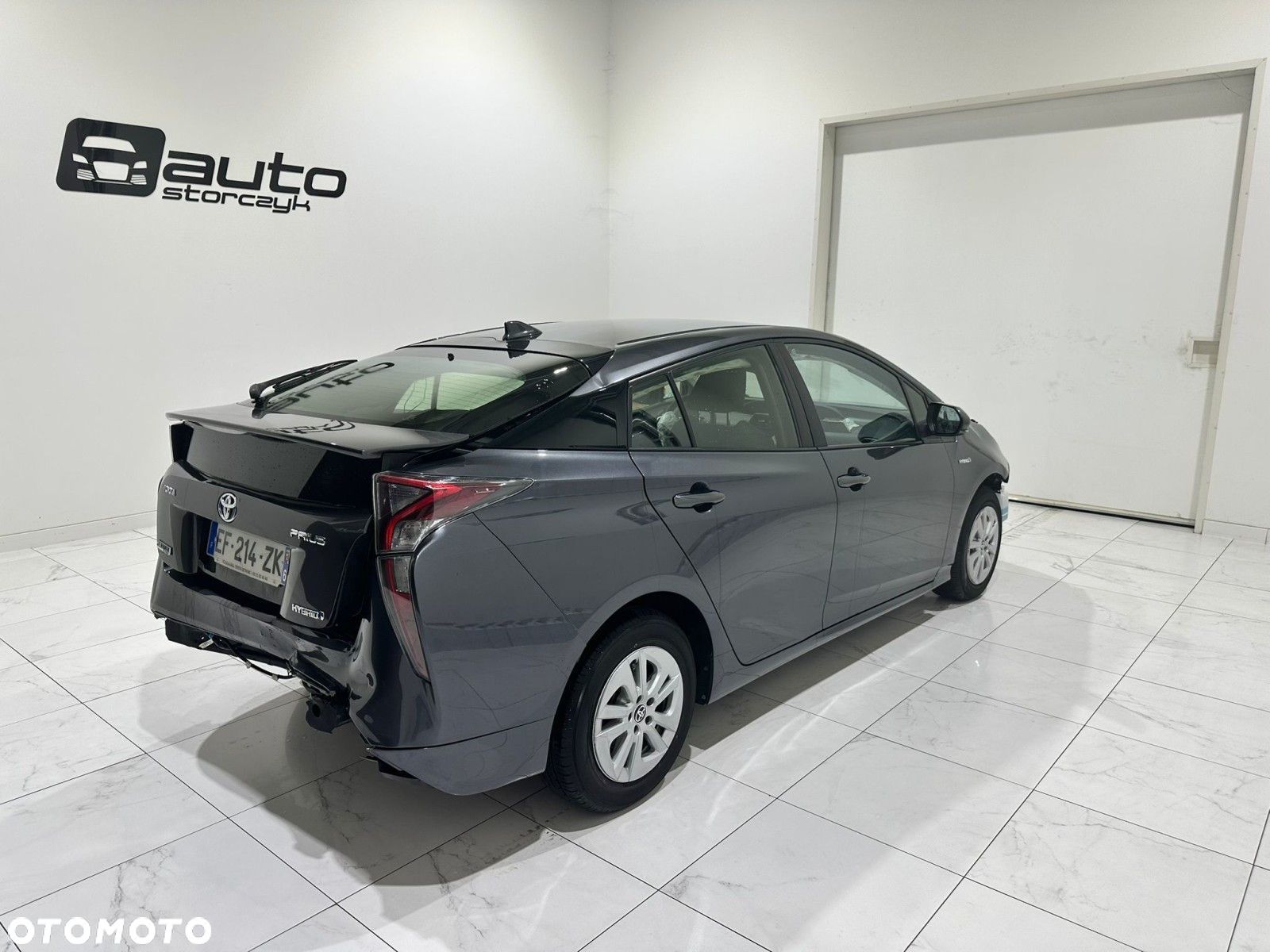 Toyota Prius - 1