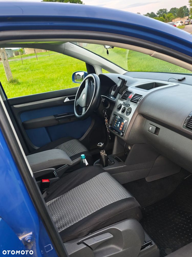 Volkswagen Touran 1.9 TDI Conceptline - 7