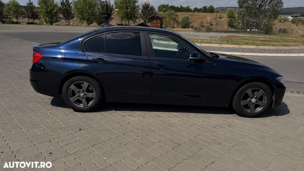 BMW Seria 3 320d - 2
