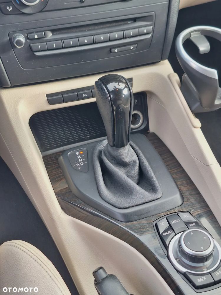 BMW X1 sDrive20d - 17