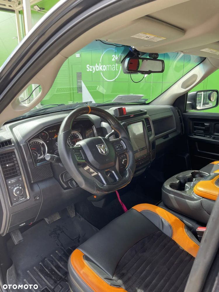 Dodge RAM 5.7 4x4 - 10