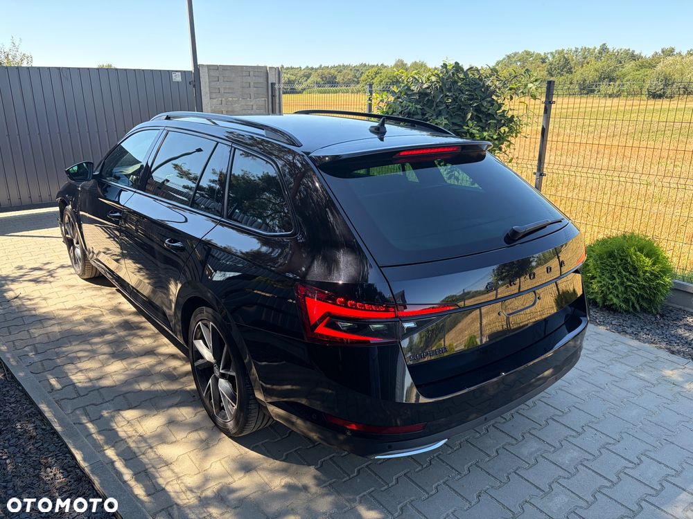 Skoda Superb 2.0 TDI DSG Sportline - 19
