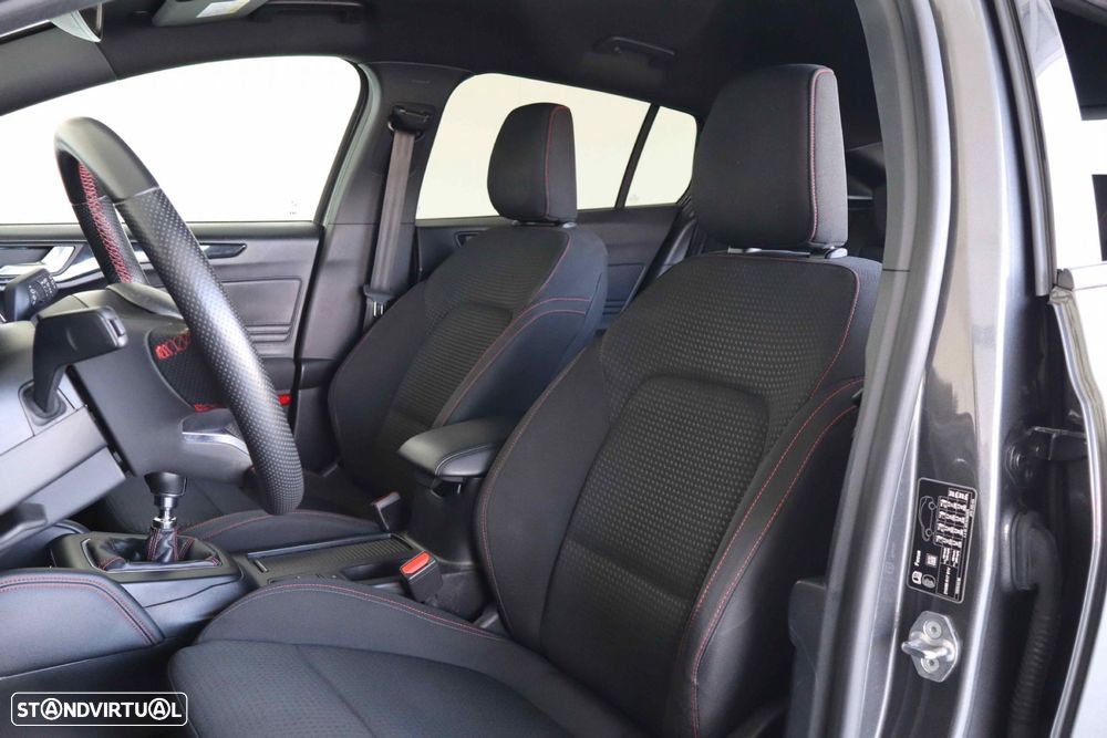 Ford Focus SW 1.0 EcoBoost MHEV ST-Line - 31