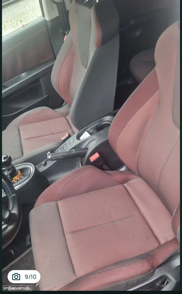 SEAT Leon 1.9 TDi Stylance - 4