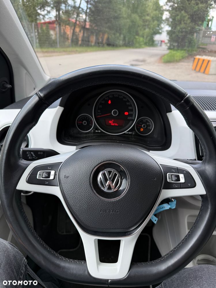 Volkswagen up! (BlueMotion Technology) beats - 12