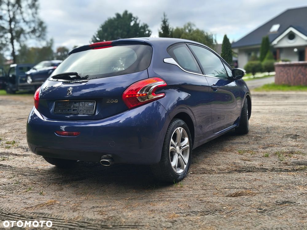 Peugeot 208 - 7