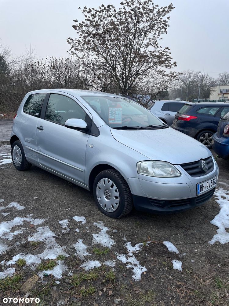 Volkswagen Fox - 2