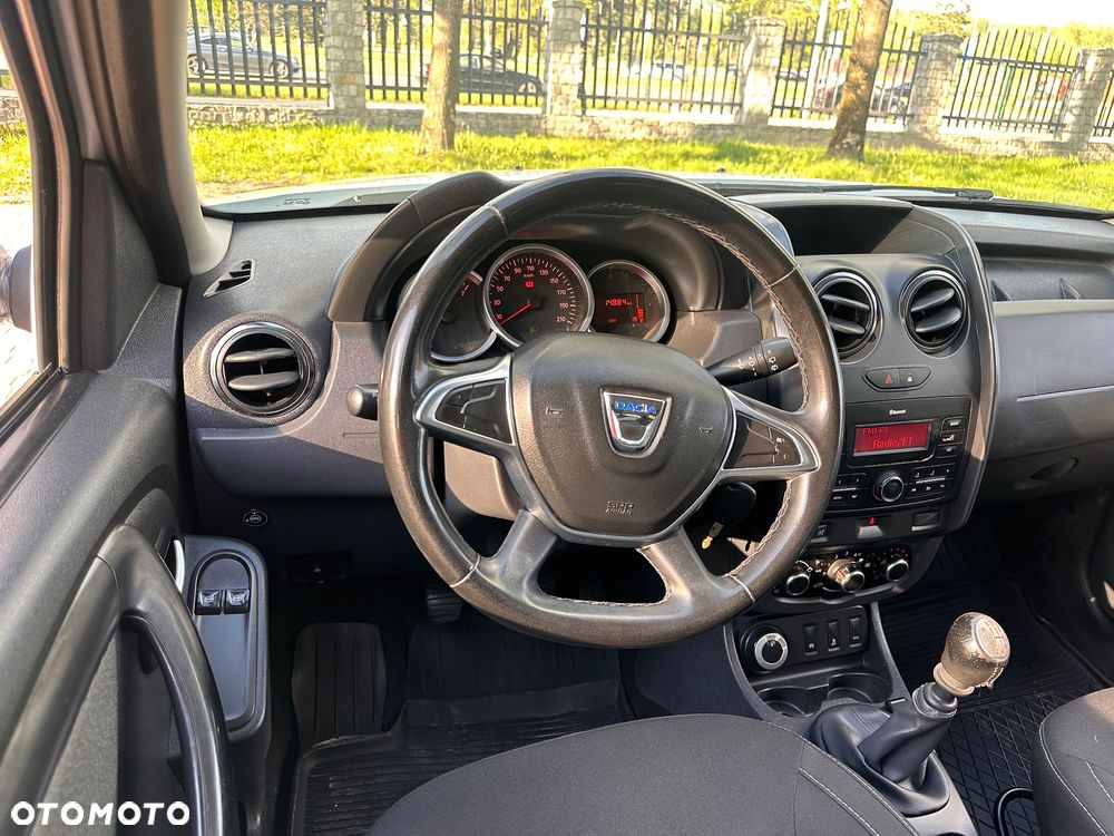 Dacia Duster 1.6 SCe Comfort 4WD - 17