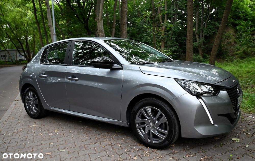 Peugeot 208 - 7