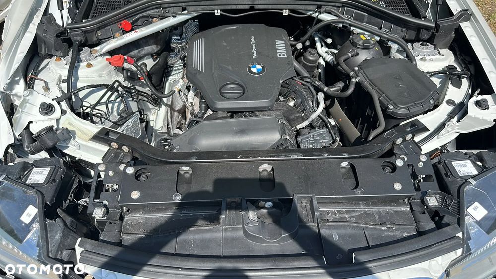 BMW X4 xDrive20d xLine - 6