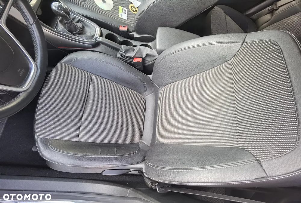 Opel Astra 1.7 CDTI Cosmo S&S - 11