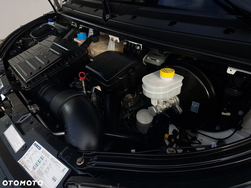 Iveco DAILY 6EP CHŁODNIA MROŹNIA IZOTERMA AGREGAT THERMO KING V-200 MAX GRZANIE 3,41x2,09x2,10 - 15