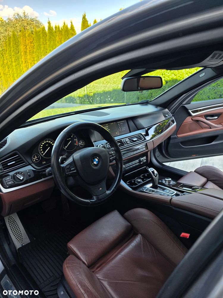 BMW Seria 5 525d xDrive Sport-Aut - 6