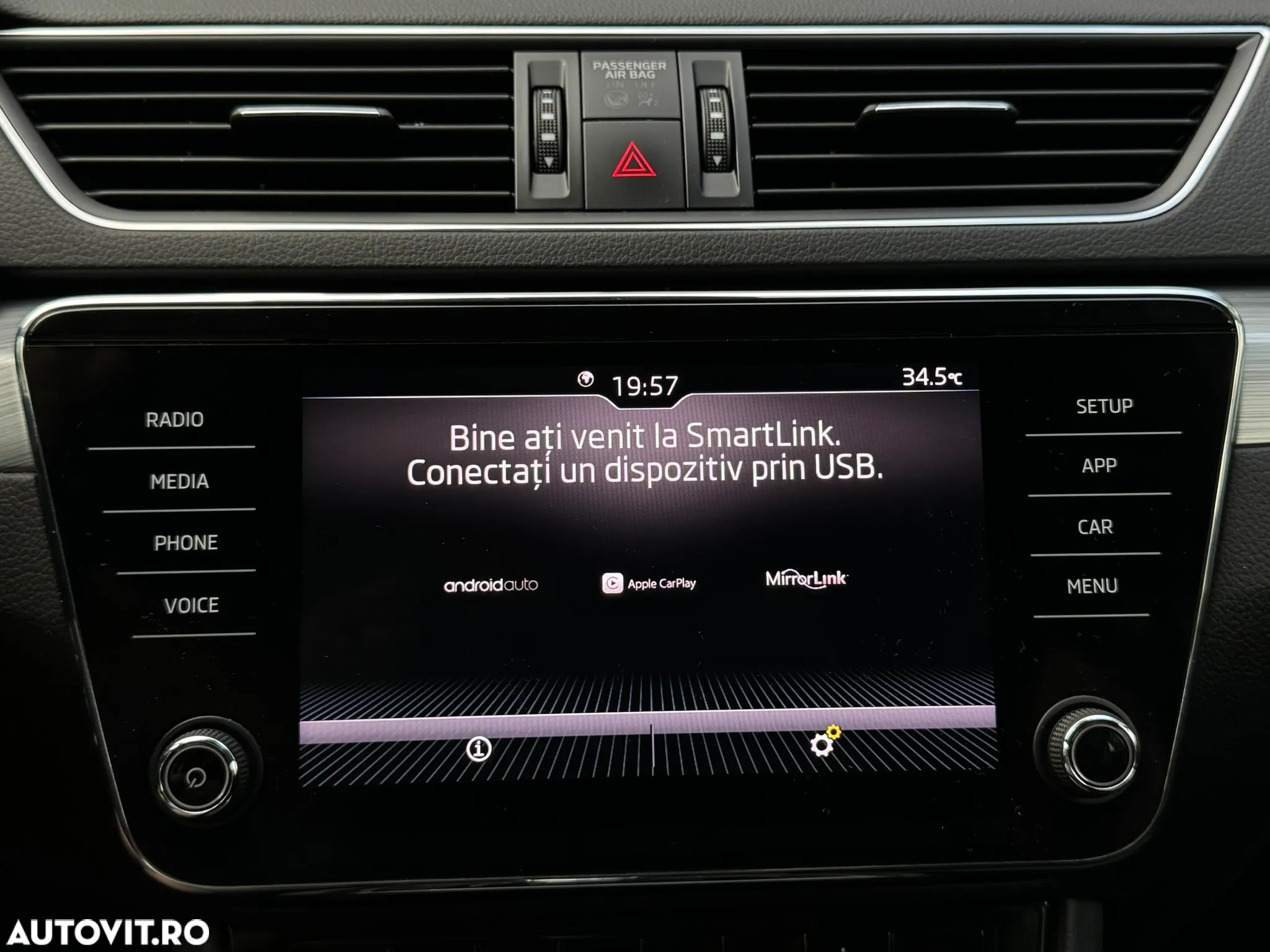 Skoda Superb 2.0 TDI DSG Style - 31