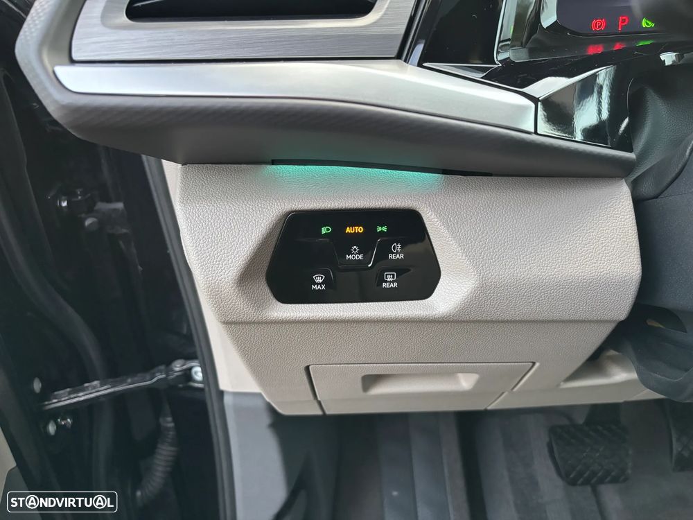 VW Multivan 2.0 TDI Life DSG - 12