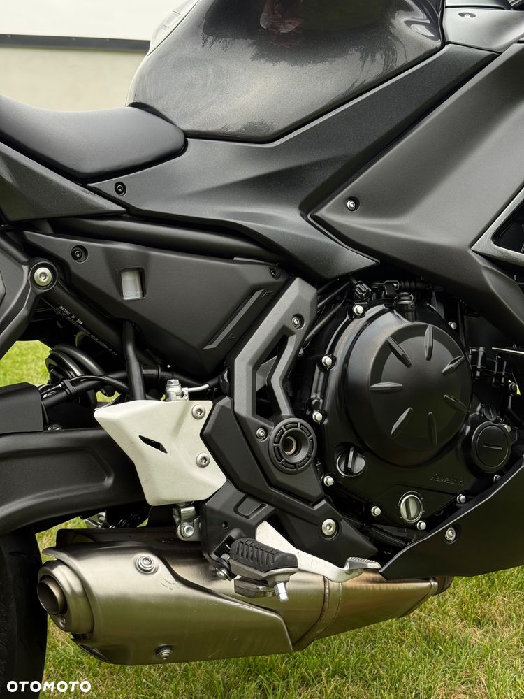 Kawasaki Ninja - 12