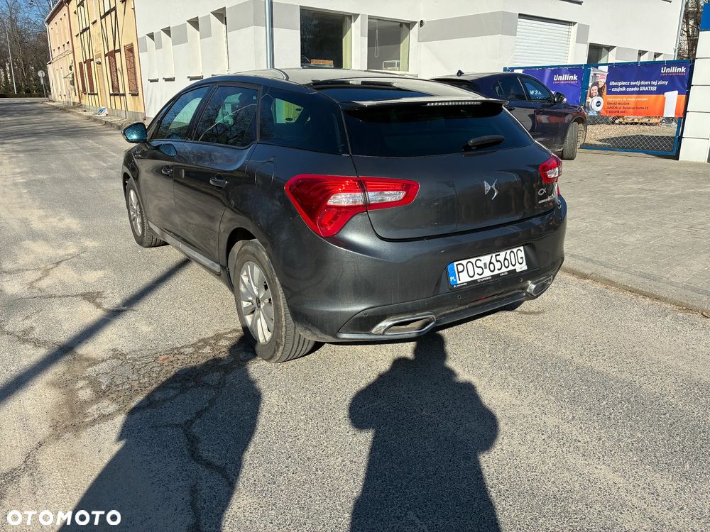 Citroën DS5 1.6 BlueHDi SoChic - 6