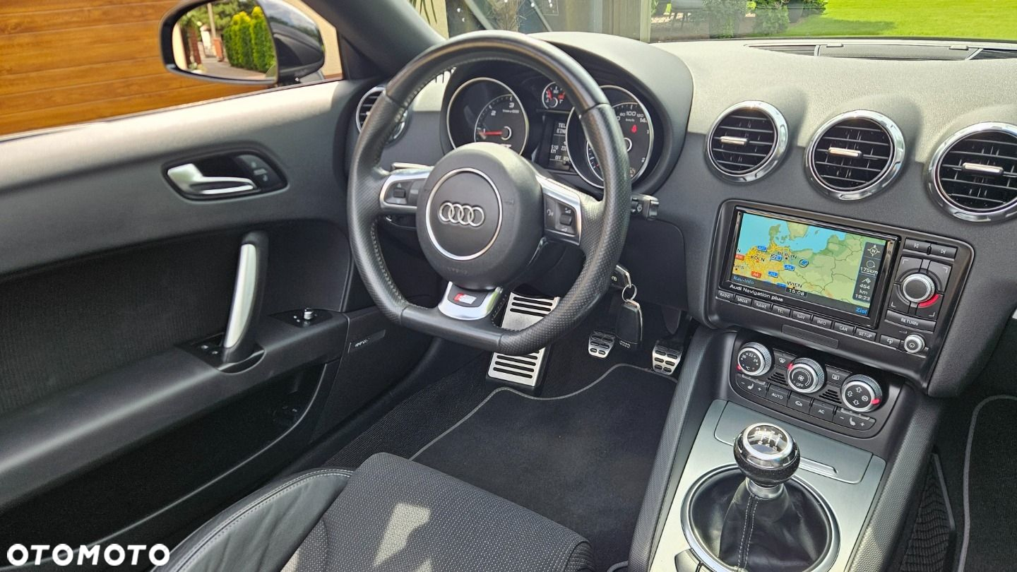 Audi TT Coupé Roadster 2.0 TDI quattro - 22
