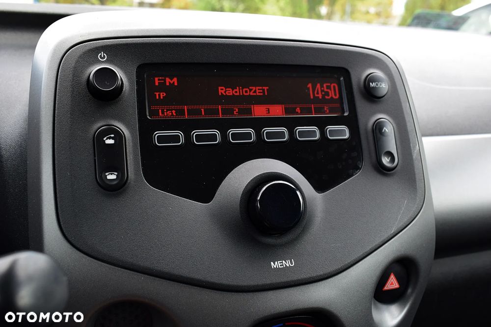 Toyota Aygo x-trend - 13
